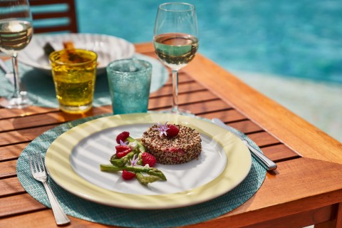 Our fabulous restaurant overlooking the pool offers a selection of food and drinks.