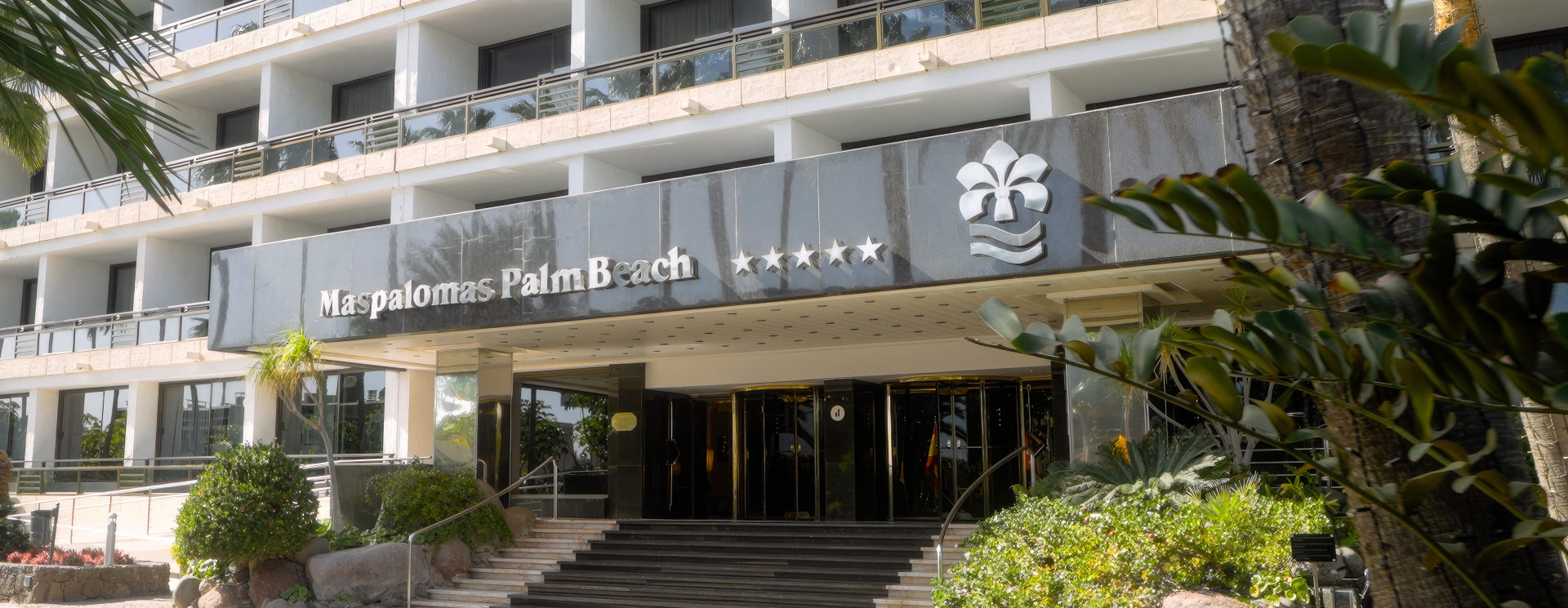 Entrance Seaside Palm Beach